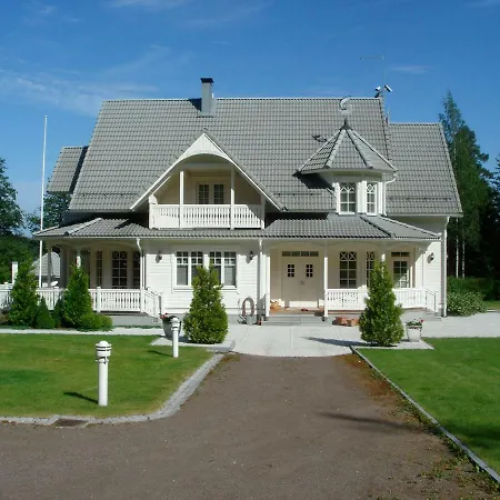 Villa Tammilahti - Oak Bay Siltakylä