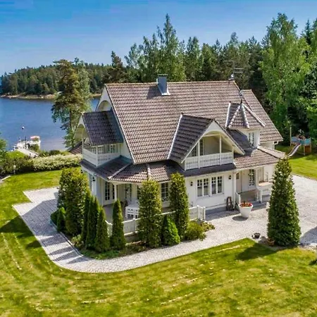 Tammilahti - Oak Bay Siltakylä